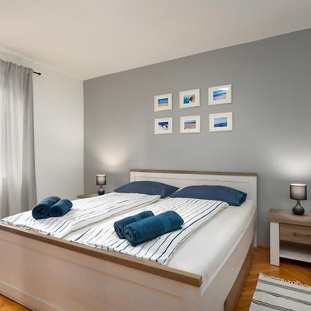 Blue Apartment Vrsar Luaran gambar