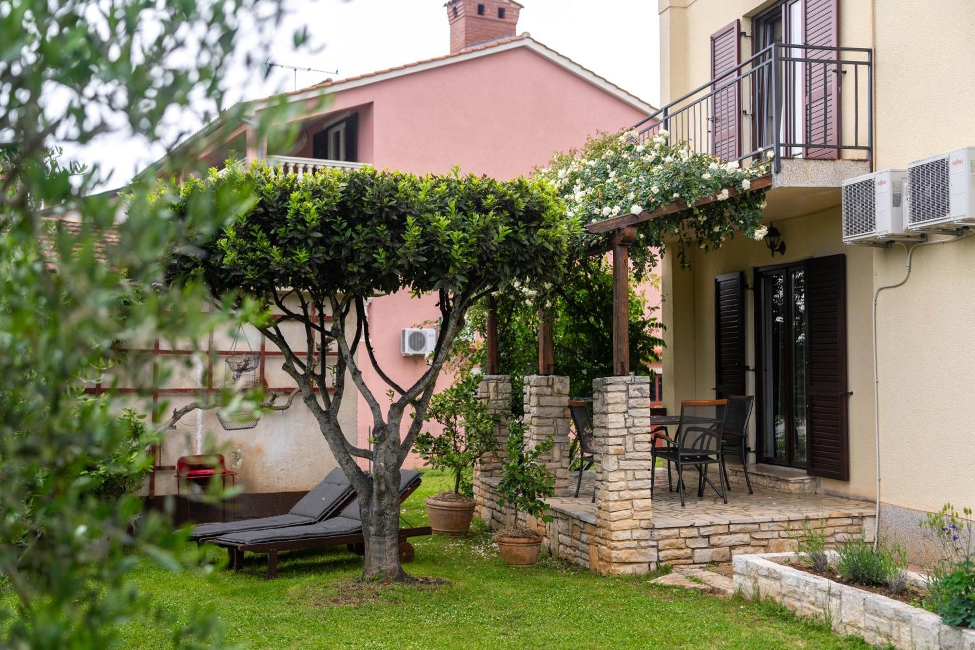 Blue Apartment Vrsar Luaran gambar